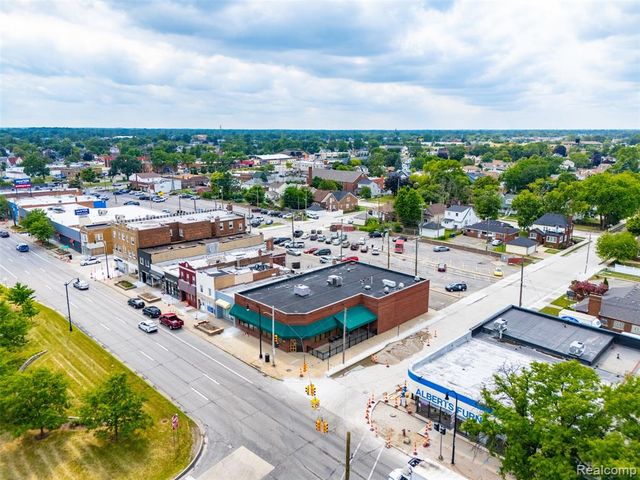 1660 Fort Street, Lincoln Park, MI 48146