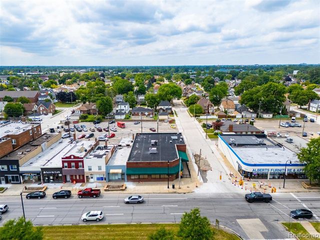 1660 Fort Street, Lincoln Park, MI 48146