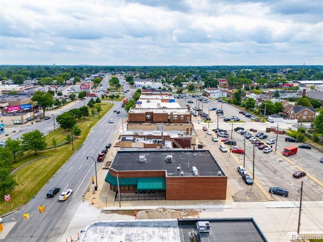1660 Fort Street, Lincoln Park, MI 48146