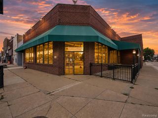 1660 Fort Street, Lincoln Park, MI 48146