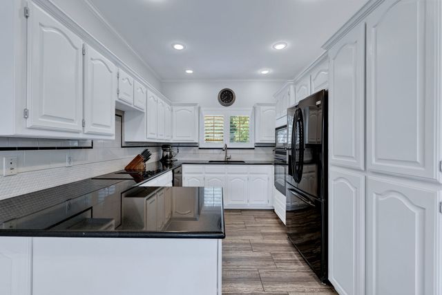 259 Winding Hollow Lane, Coppell, TX 75019