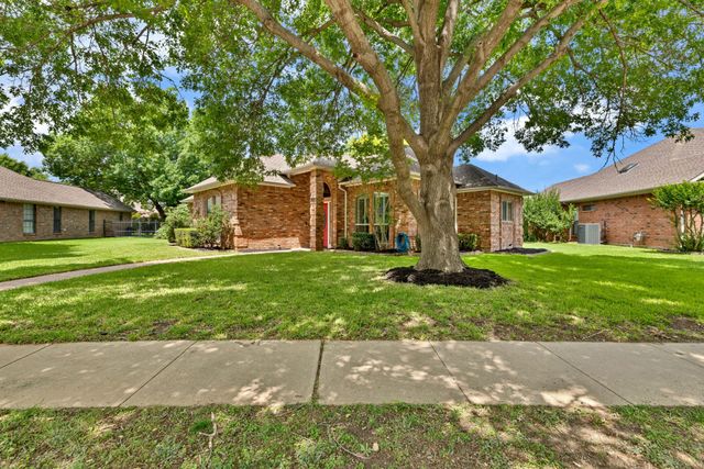 259 Winding Hollow Lane, Coppell, TX 75019