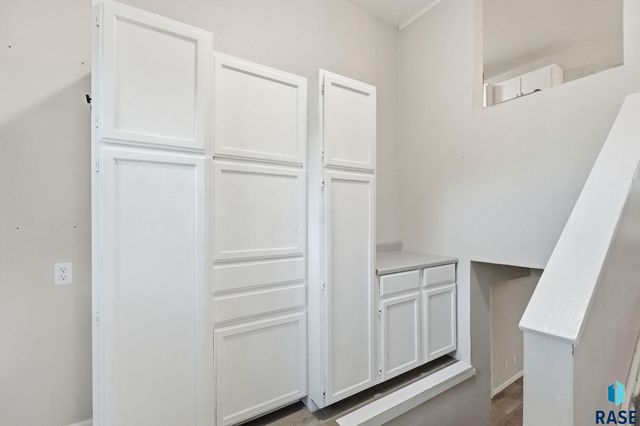 1119 N Duluth Ave Avenue, Sioux Falls, SD 57104