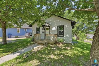1119 N Duluth Ave Avenue, Sioux Falls, SD 57104