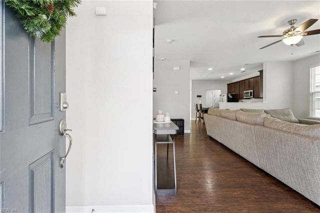 248 Harmony DR, Portsmouth, VA 23701