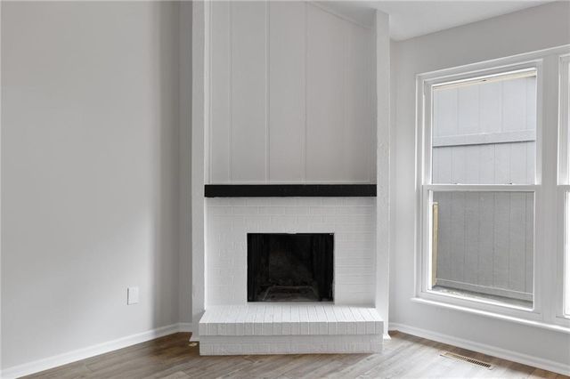 5743 N London Avenue, Kansas City, MO 64151