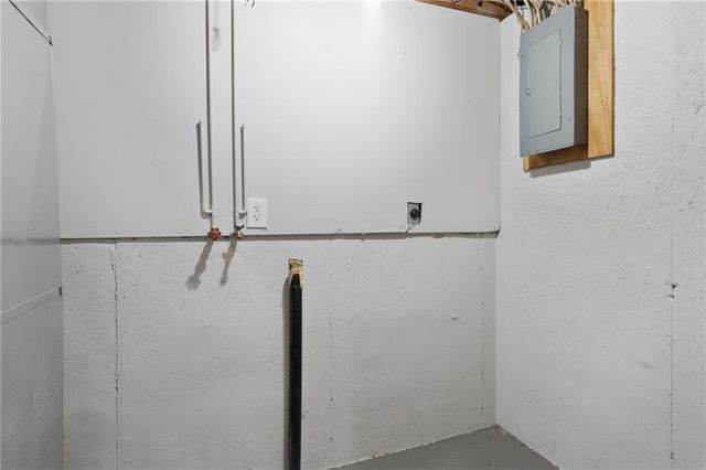 5743 N London Avenue, Kansas City, MO 64151