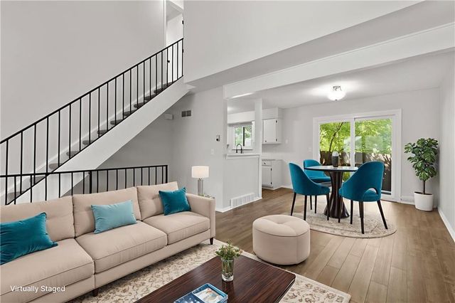 5743 N London Avenue, Kansas City, MO 64151