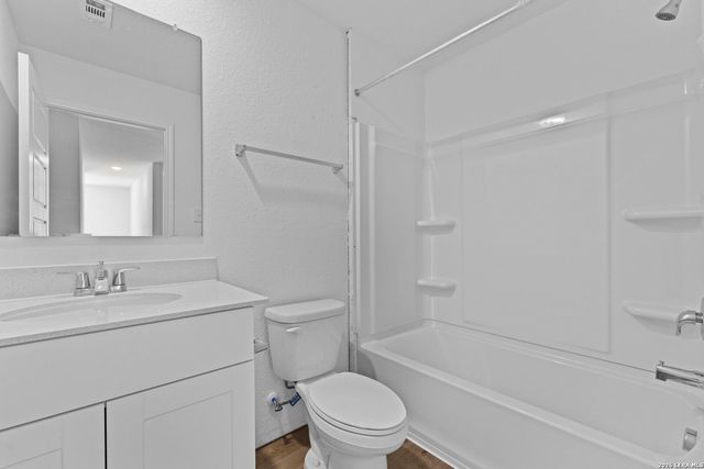 304 JERSEY LN, Boerne, TX 78006