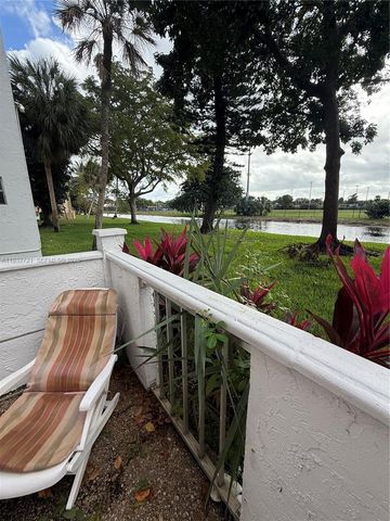 4270 NW 40th St 109, Lauderdale Lakes, FL 33319