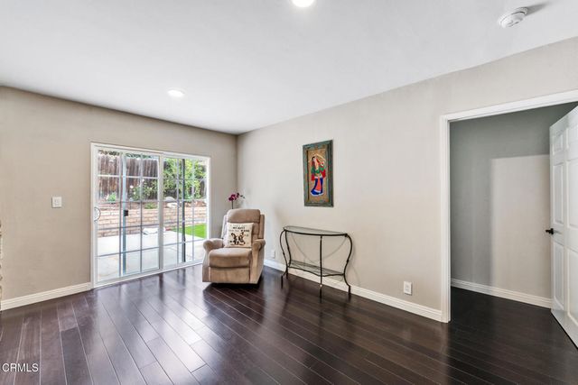 3136 Frances Avenue, La Crescenta, CA 91214