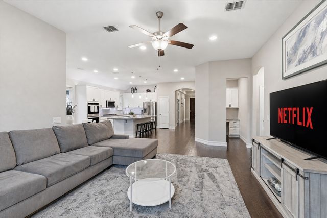 9409 Leisure Pace Lane, Little Elm, TX 75068