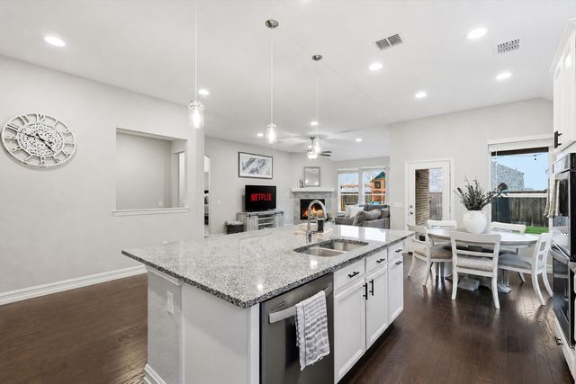 9409 Leisure Pace Lane, Little Elm, TX 75068