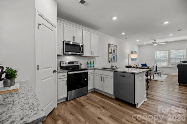 3140 Butler Hill Drive 23, Matthews, NC 28105