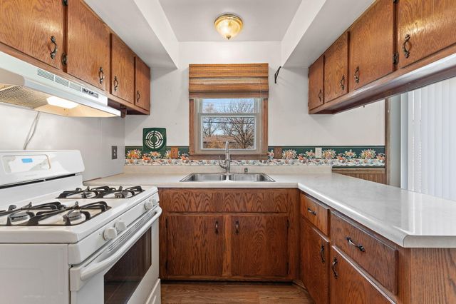 756 Imperial Road, Valparaiso, IN 46385