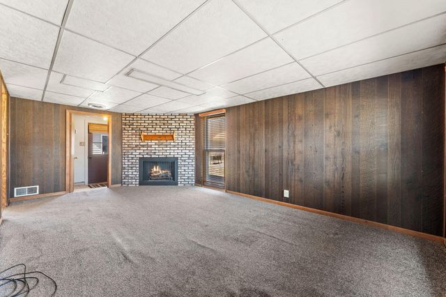 756 Imperial Road, Valparaiso, IN 46385