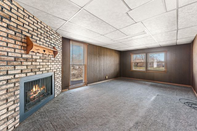 756 Imperial Road, Valparaiso, IN 46385