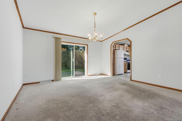 1 Palm Circle, Poughkeepsie, NY 12603