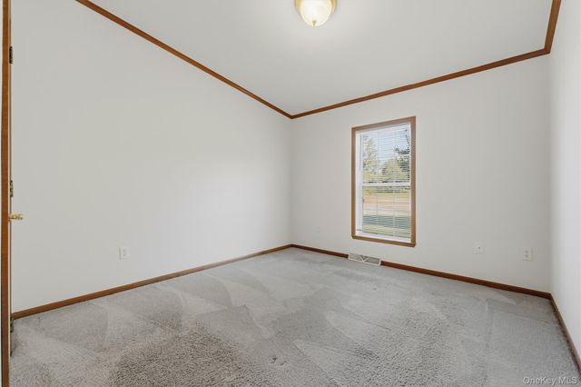 1 Palm Circle, Poughkeepsie, NY 12603