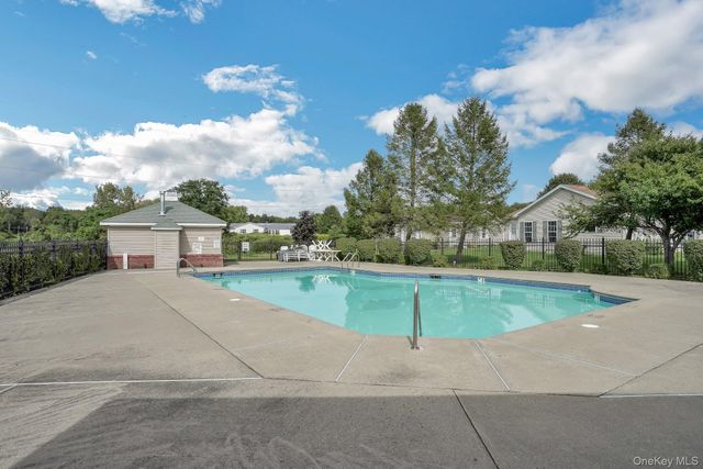 1 Palm Circle, Poughkeepsie, NY 12603