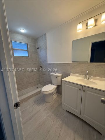 1864 NW 27th St B, Miami, FL 33142