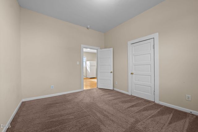 624 Delaware Avenue, Burlington, NC 27217