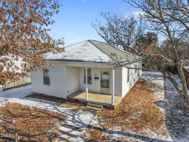 624 Delaware Avenue, Burlington, NC 27217