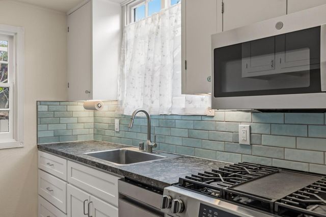 216 Park Street, Pacific Grove, CA 93950