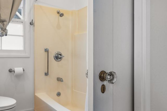 216 Park Street, Pacific Grove, CA 93950