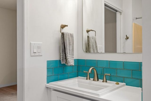 216 Park Street, Pacific Grove, CA 93950