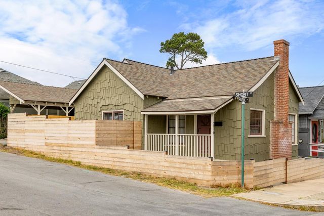 216 Park Street, Pacific Grove, CA 93950