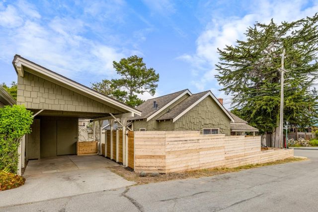 216 Park Street, Pacific Grove, CA 93950