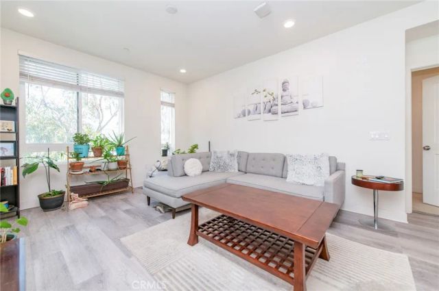 2342 Nolita, Irvine, CA 92612
