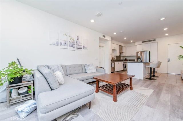 2342 Nolita, Irvine, CA 92612