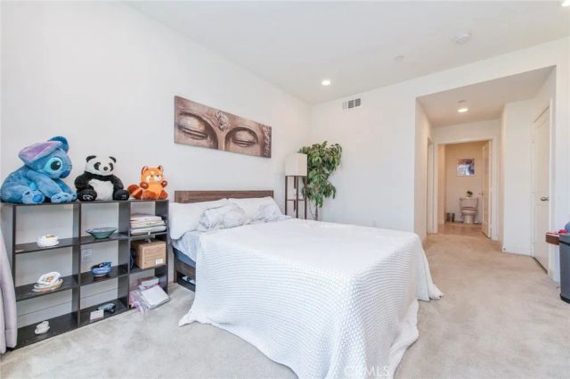 2342 Nolita, Irvine, CA 92612