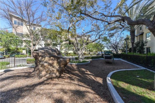2342 Nolita, Irvine, CA 92612