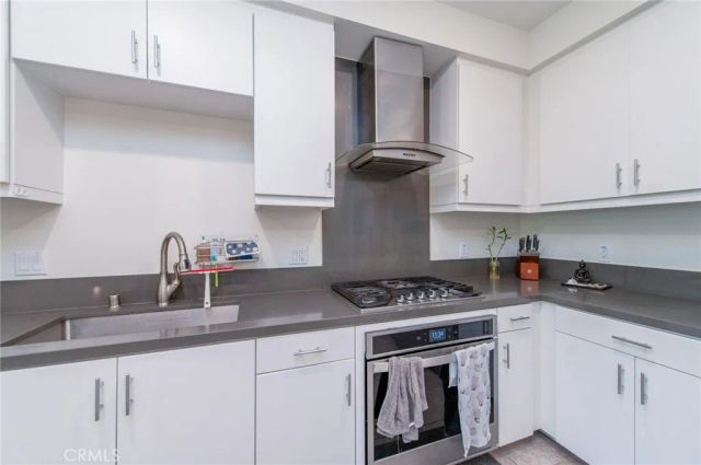 2342 Nolita, Irvine, CA 92612