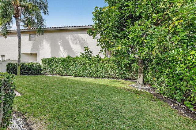 2565 NW 52nd Street, Boca Raton, FL 33496