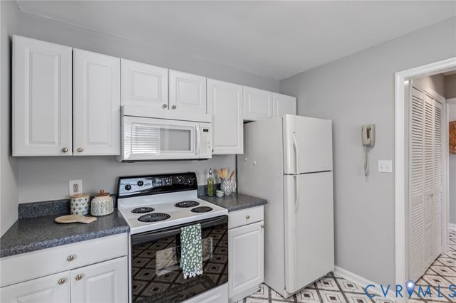 2401 Grant St, Hopewell, VA 23860