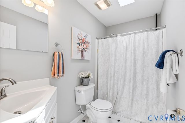 2401 Grant St, Hopewell, VA 23860