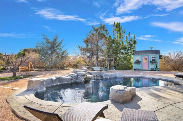 20365 Hohokam, Apple Valley, CA 92308