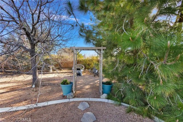 20365 Hohokam, Apple Valley, CA 92308