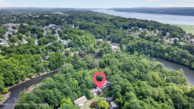 2 Cantines Island Lane, Saugerties, NY 12477