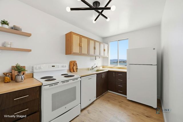 946 Stockton Street 18C, San Francisco, CA 94108
