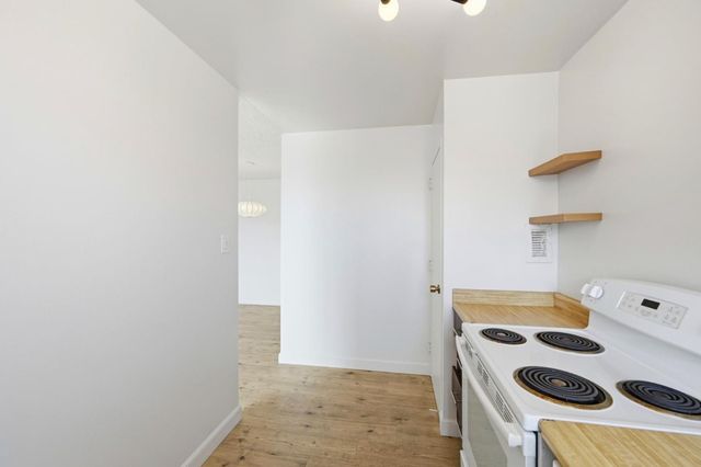 946 Stockton Street 18C, San Francisco, CA 94108