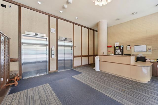 946 Stockton Street 18C, San Francisco, CA 94108