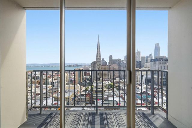 946 Stockton Street 18C, San Francisco, CA 94108