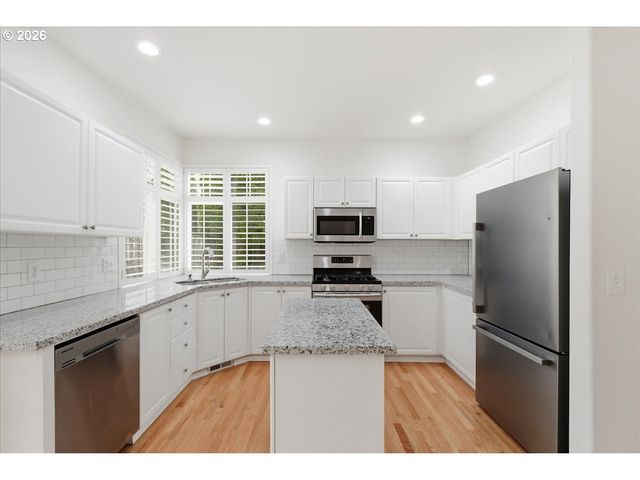 3713 Se 182ND Ave, Vancouver, WA 98683