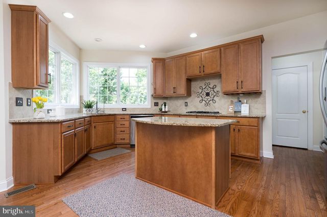 15777 PARKERS FORD CT, Haymarket, VA 20169