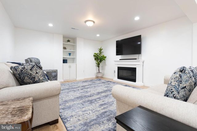 15777 PARKERS FORD CT, Haymarket, VA 20169